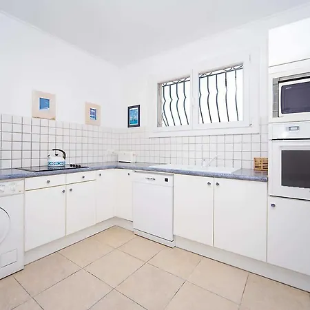 Juliette Villa