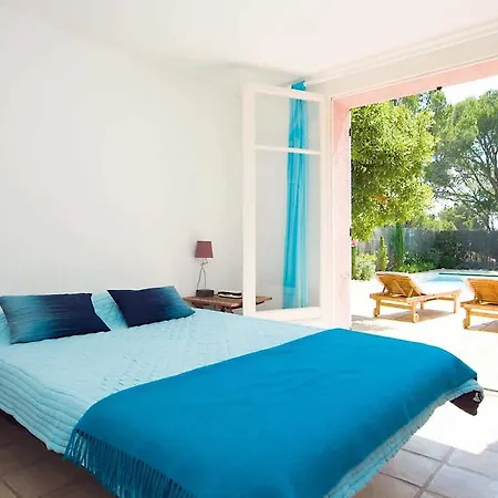 Juliette Villa